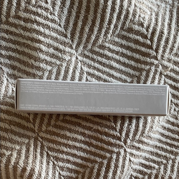 r.e.m. beauty  midnight shadows eyeshadow palette - Babydoll - Picture 6 of 7